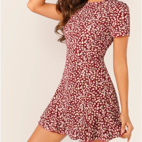 New floral print short sleeve dress - Picture 2 of 4